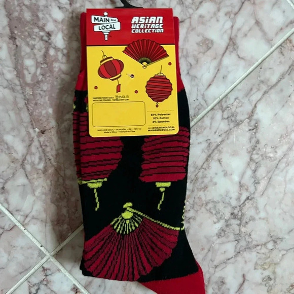 Asian Heritage Sock Collection - Chinese Lantern Crew Socks - Picture 2 of 4